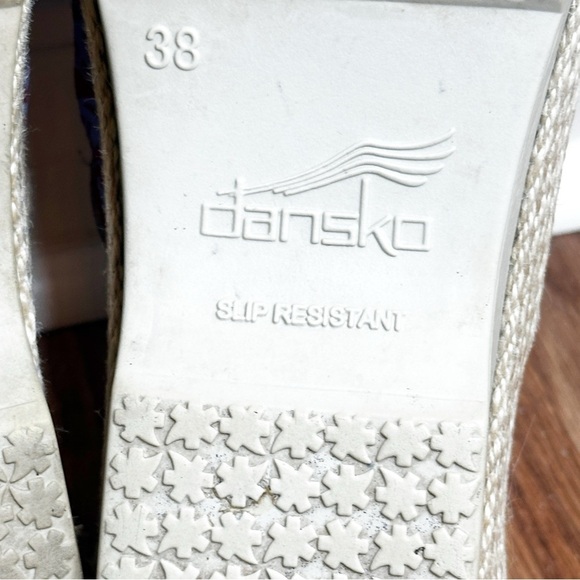 Dansko Victoria Red Grass Work Clog Comfort Sanibel Collection Victoria Canvas 8 - Picture 8 of 8